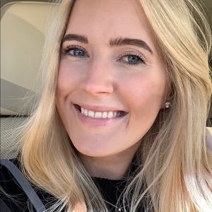 Meet your Posher, Stephanie